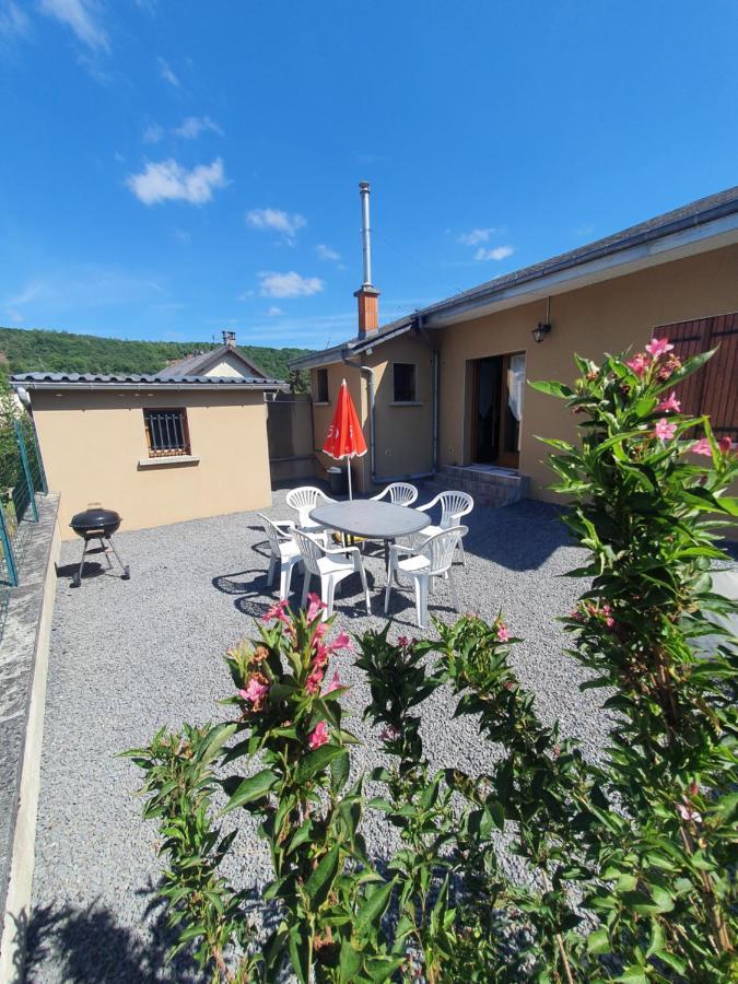 Gite Des Jardiniers Fumay Exterior photo